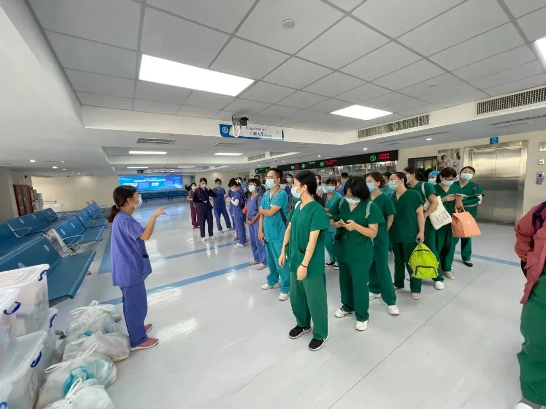 △在横琴医院里举行动员分工会.jpg