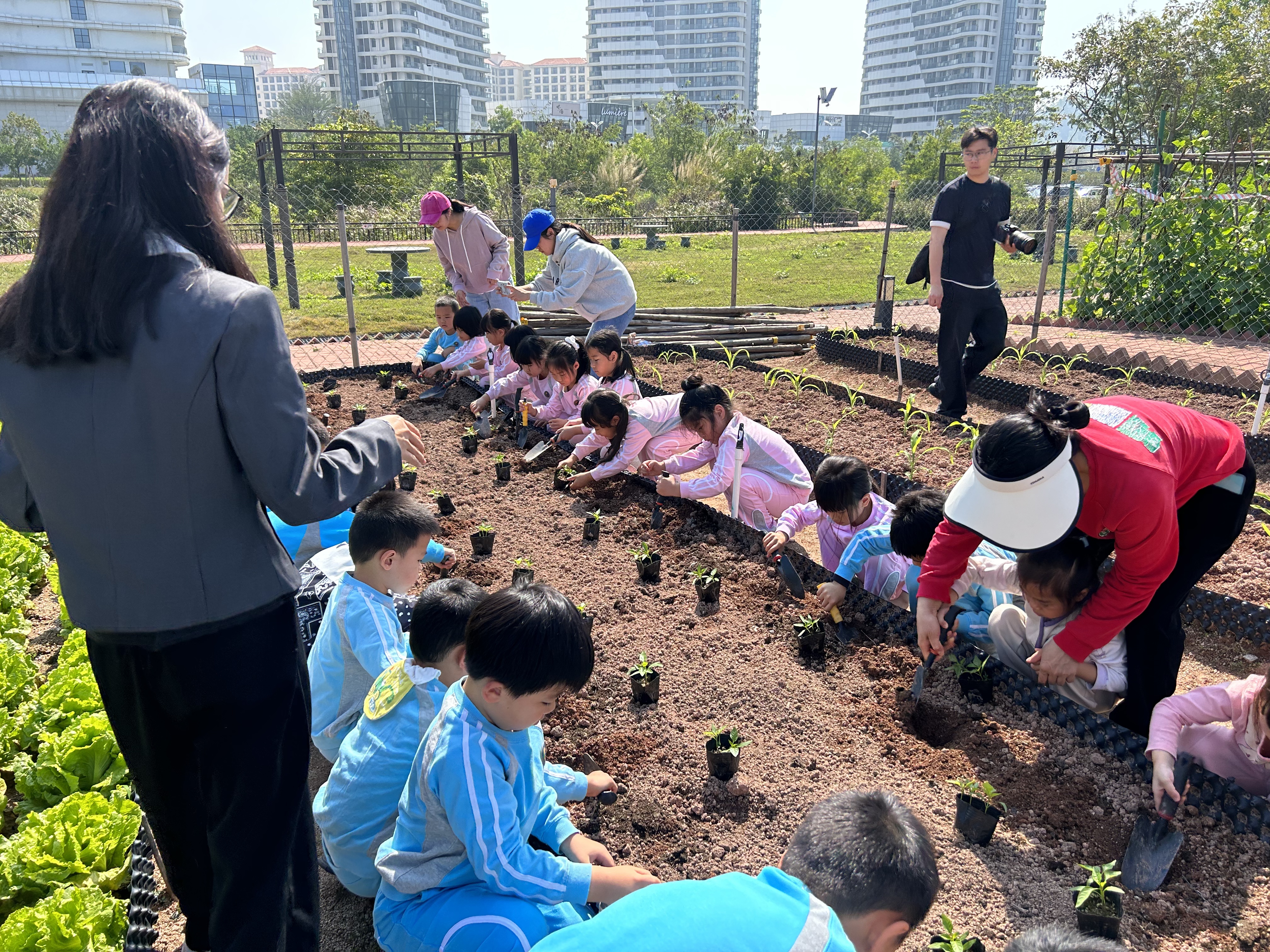 3月12日中心幼儿园 (6).jpg